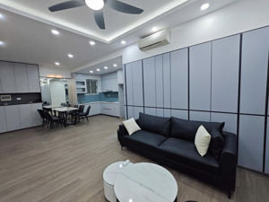 bán căn hộ chung cư tại n03 - t8, ngoại giao đoàn, 80m2, 2pn gía bán nhỉnh 6 tỷ, hướng nam