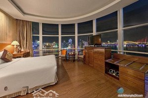 cần tiền nên bán gấp vài căn hộ giá tốt view sông hàn, pháo hoa, bàn giao nội thất cao cấp !