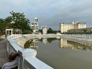 bán đất phố lâm hạ đối diện công viên lâm hạ, diện tích 75m giá 25,5 tỷ