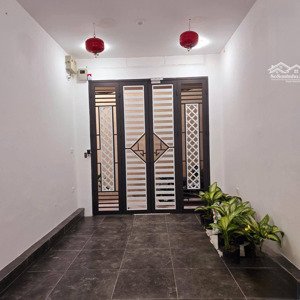 nhỉnh 12 tỷ có ccmn 10 phòng khép kín trung tâm ba đình - gần phố - dòng tiền 68 triệu/ tháng