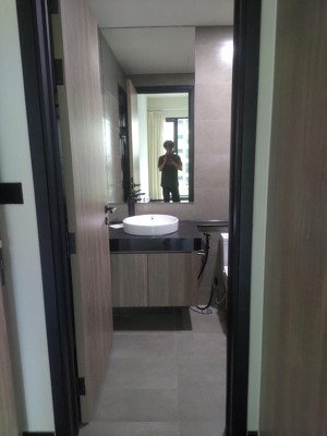deal siêu hiếm delasol. 2pn . 84m2 18.5 triệu/tháng !! giá thấp nhất dự án . vì thân với chủ nhà