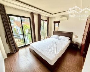 bán nhà bồ đề, lô góc, ô tô vào nhà, gần nhậu tự do, ngõ thông tứ tung, 45m2, 13,2 tỷ còn bớt
