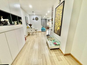 tôi bán căn hộ chung cư đường vũ phạm hàm 100m2*3 ngủ giá 6,x tỷ