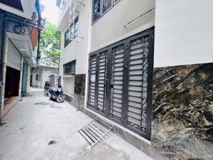 bán tòa ccmn phố văn hội đức thắng 50m 6 tầng thang máy gần đh mỏ bv phương đông dòng tiền 50tr.