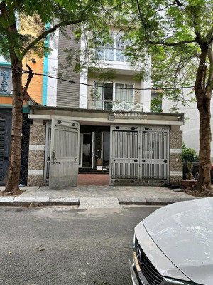cho thuê biệt thự đẹp tại kđt mỹ đình nguyễn cơ thạch
