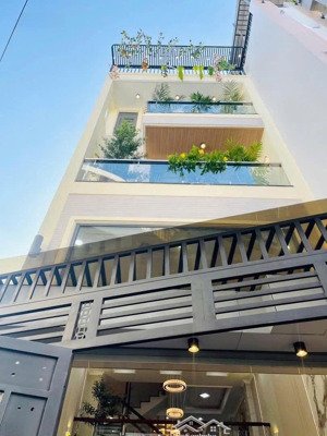cần bán nhà hxh 70m2 giá 3.65 tỷ, 1t2l 4pn 4wc, đoàn văn bơ p9 q4