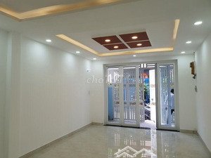 mt đường 3-2 khu chuyên kinh doanh áo cưới đối diện cc hà đô ( 6 x 7m ) 3 tầng giá 18 tỷ
