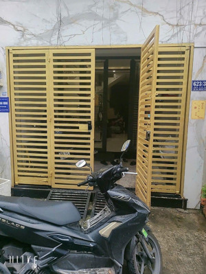 nhà đẹp hẻm ô tô tải cmt8 q10 3 lầu, 4pn giá tốt chỉ 12.9 tỷ tl mạnh!
