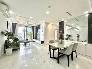 cần bán căn hộ midtown phú mỹ hưng, ô xe hầm sổ hồng cầm tay & giá rẻ nhất thị trường