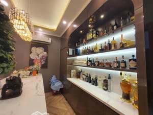 siêu phẩm 4 tầng mặt tiền đường nguyễn tri phương dĩ an thủ đức , dt 85m ngang 5m dài 17m quá hiếm