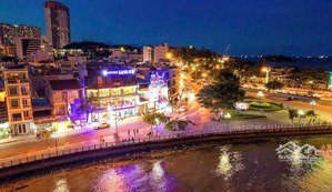 cho thuê nhà mặt phố 5 tầng view biển, mặt tiền 15m, có pccc, hàng hiếm tại nha trang