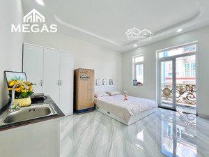 chính chủ cho thuê phòng ban công nội thất cao cấp thang máy ngay mã lò - hương lộ 2