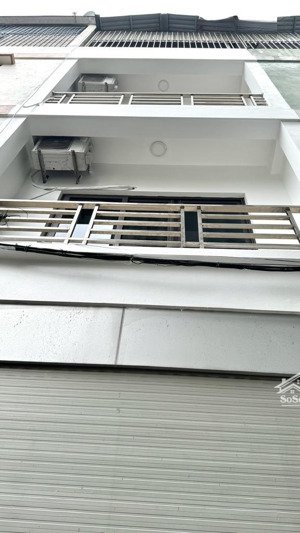 nhà 4 tầng, phúc lợi, diện tích 35 m2, dân xây kiên cố, nội thất đầy đủ, nhỉnh 5 tỷ