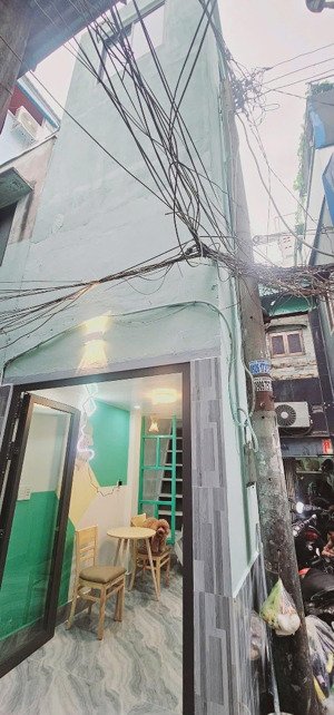 bán nhà lê thị bạch cát q11 trệt 2 lầu nhà xây mới đẹp shr hẻm 3 m giá 2 tỷ450