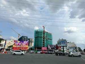 bán tòa nhà mt kha vạn cân, linh trung, thủ đức. dt: 26x56m. gpxd: 2 hầm 18 tầng. giá bán: 115 tỷ