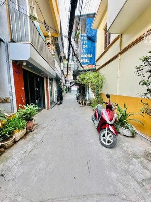 tt tầng 2 nguyễn an ninh, 60m2 2 phòng ngủ riêng 2wc, ngõ thoáng nhà sáng đón tài lộc