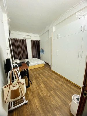 chính chủ bán nhà khâm thiên, đống đa 24m 5.9 tỷ