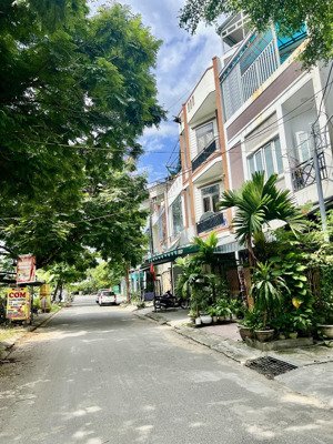 (rẻ nhất hoà minh) lô góc 2 mt đường nguyễn như hạnh,hoà minh,đà nẵng cách biển 800m