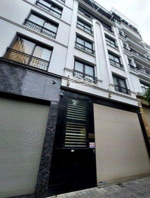 bán nhà lạc long quân dt: 57m2, 7 tầng, thang máy dòng tiền 70tr/1th, giá: 18.5 tỷ. tây hồ