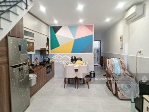 bán nhà 2 tầng mới 68m2 - 4.3 tỷ - nở hậu tài lộc - huỳnh tấn phát - thương lượng chính chủ