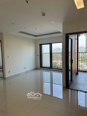 căn hộ nha trang 3,4 tỷ 2 phòng ngủ 2 wc view mát hướng nhìn biển, pháp lý sổ đỏ lâu dài