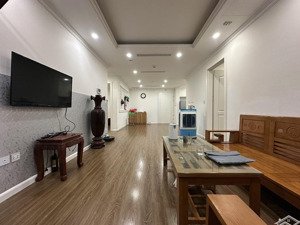 sunshine garden dt: 96 m- chỉ giá 7 tỷ. có thương lượng. tk: 3 phòng ngủ, 2 vệ sinh, 1 pk, bếp