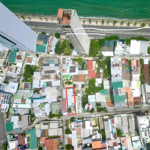 bán nhà mặt tiền dương hiến quyền, phường vĩnh hoà, nha trang , gần biển. giá chỉ 66 tr/m2
