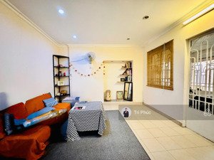 gấp bán-8.xty có nhà ~80m2 3pn ngay huỳnh văn bánh phú nhuận giáp quận 3,sân bay