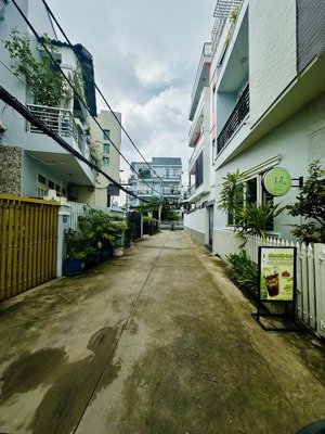 đất hẻm ô tô nguyễn duy trinh bình trưng tây quận 2, 55m2 ngang 4,5m giá 4,8 tỷ gần chợ giồng