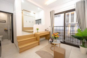 cực hiếm trong phân khúc 20 tỷ, chdv ô tô tránh cầu giấy, 50m ra phố, 16 phòng, dt 130tr/th