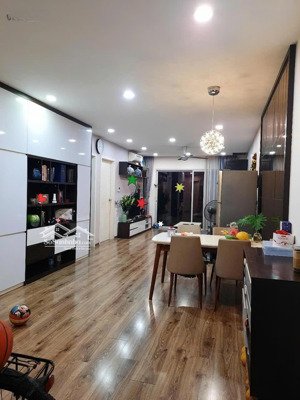 bán chcc ecogreen nguyễn xiển, tầng trung, ban công đông bắc, 2n2vs chỉ 4ty9. liên hệ 