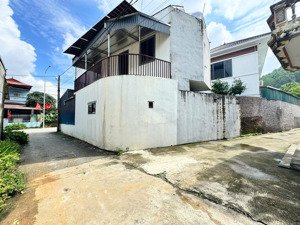 hơn 140m yên bình full thổ 2 mặt tiền chỉ hơn 2 tỉ