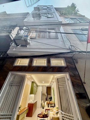 nhà 5 tầng mễ trì thượng 33m2 giá nhỉnh 7 tỷ