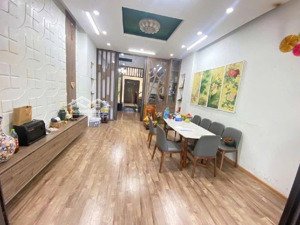 bán nhanh nhà 3 tầng mặt tiền bình hoà 10 - khuê trung, cẩm lệ, đường 10.5m