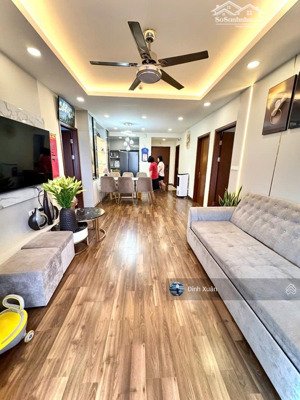 bán nhà tập thể phố thanh nhàn- 70m- 3 ngủ 2 wc- oto- thoáng sáng- full đồ ở ngay