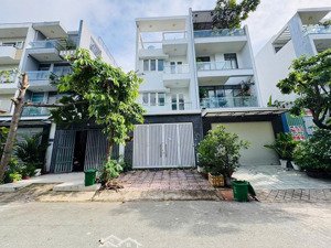 bán nhanh nhà 4 tầng 90m2 giá chỉ 12.3 tỷ rẻ hơn thị trường 1.2 tỷ