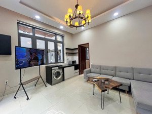 căn hộ 1 pn full nội thất cao cấp, nằm ngay gần phố tây bùi viện, chợ bến thành, dinh độc lập