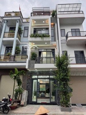 nhà phố hiện đại thuận an bình dương