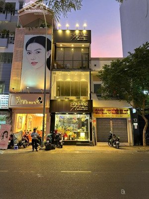 bán nhà mặt tiền vị trí đẹp nhất nguyễn chí thanh - quận 10 - (4x16m) - 3 tầng - giá: 21 tỷ