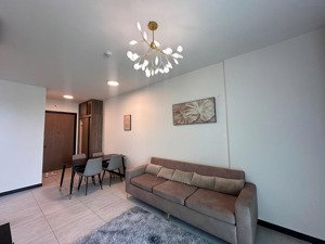 căn hộ 2pn de la sol view sông. giá bán 7,8 tỷ. diện tích 73m2 full nội thất. lh 
