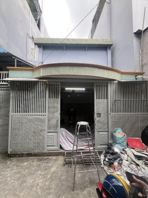 nhà nguyên căn cho thuê - ngay hẻm huỳnh tấn phát quận 7 - 99m2 - mới sơn sửa lại - nhà trong hẻm