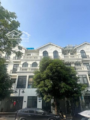 14,2 tỷ căn liền kề 67,5m2 gần hồ, gần công viên, tttm vincom