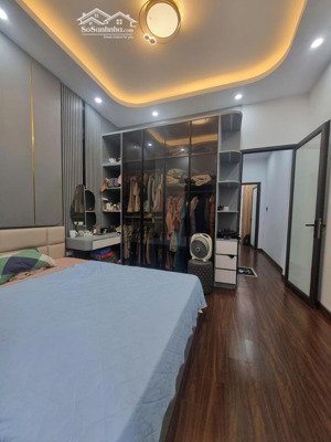 ngõ 282 kim giang - gần ubnd phường đại kim - nhà đẹp 4 tầng vào ở ngay