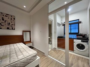 căn hộ mới 100%_ngay cầu thị nghè q1_40m2_full nội thất_giặt riêng_thang máy