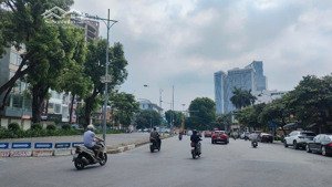 bán nhà lô góc 3 mặt thoáng kim mã, ba đình, diện tích 32m2, 5 tầng