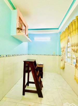 hxh nhựa 6m xe 16 chỗ vào nhà nhà mới 4 tầng kiên cố p9 tân bình 65m. chỉ 8.x tỷ