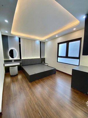 bán nhà bế văn đàn, quang trung, hà đông 35m2 x 5 tầng giá chỉ 8,9 tỷ