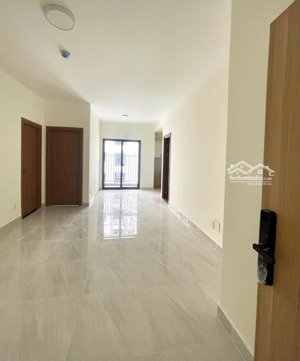 bán căn hộ 2pn 2wc ngay tham lương, cách sân bay 6km, bán kính 1km đầy đủ tiện ích