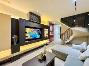 bán nhà mp chùa láng siêu hot, kinh doanh bất chấp 65m2 x 5 tầng