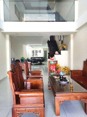 bán nhà mặt tiền kinh doanh vị trí vàng 88m2_4x22m gần ngã 4 gò dưa tam bình thủ đức chỉ 8,8 tỷ